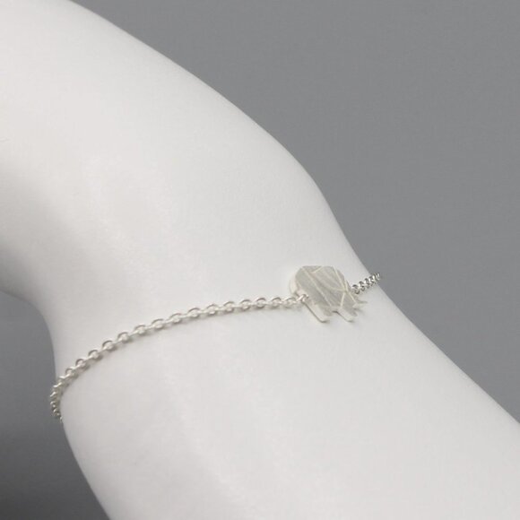 Jewelry bracelet elephant animal luck lucky silver tone dainty minimalist new - Picture 4 of 5